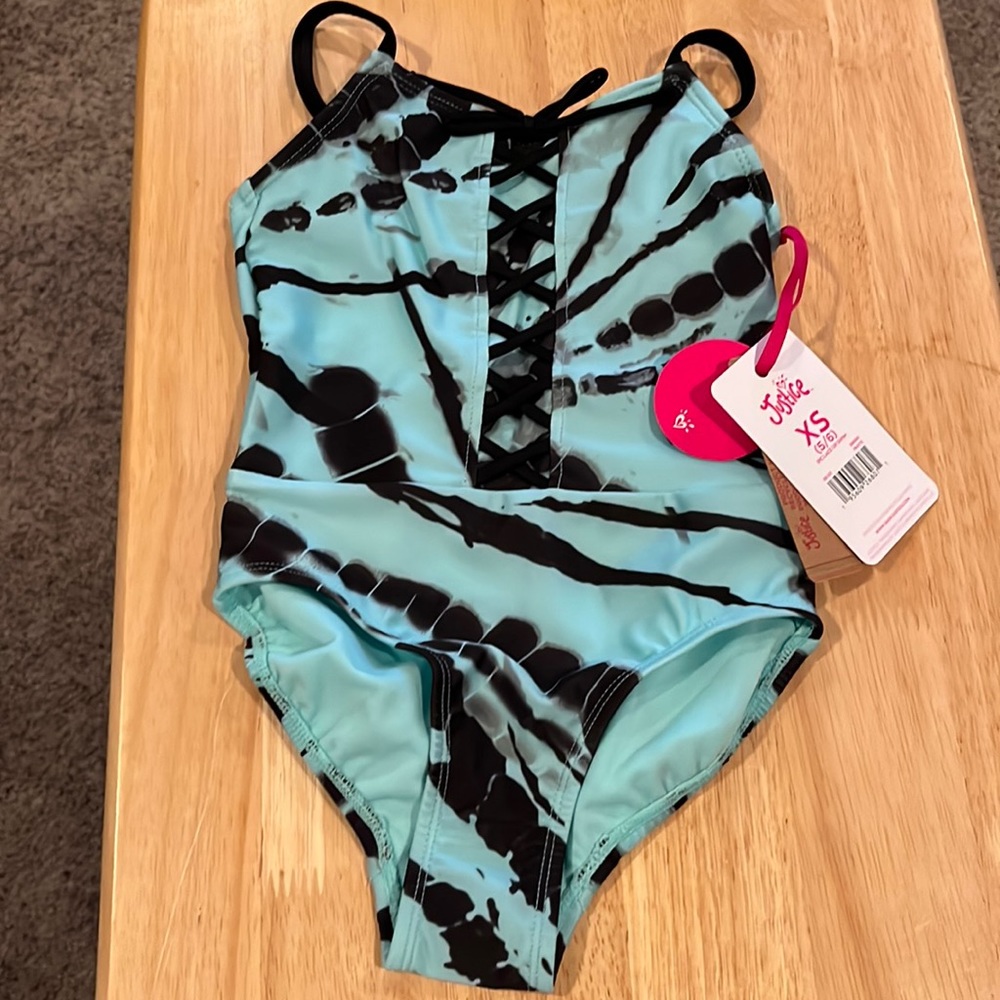 New justice 5/6 one piece so cute